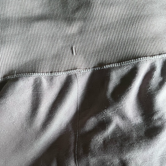 Gymshark Shorts - Picture 4 of 4